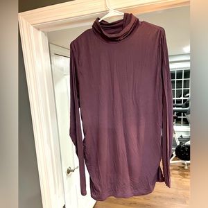 Gap Maternity pure comfort plum color turtle neck size XL.
